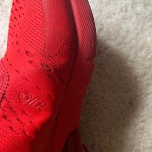 Nike 270 all red